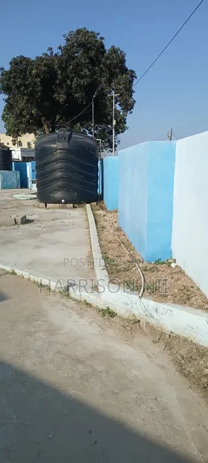 5bdrm House in Awudome Estate, Accra Metropolitan for sale