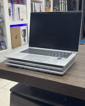 Laptop HP EliteBook 840 10 16GB Intel Core i7 SSD 512GB