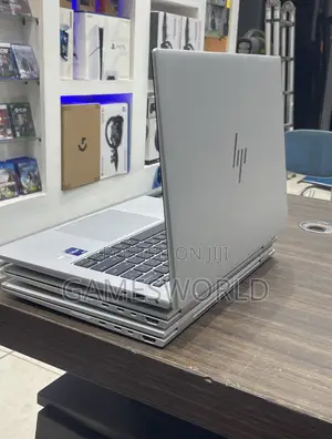 Laptop HP EliteBook 840 10 16GB Intel Core i7 SSD 512GB