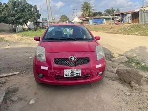 Toyota Yaris 2010 Red