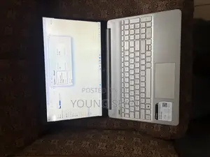 Laptop HP Pavilion 15 4GB Intel Core i3 SSD 500GB