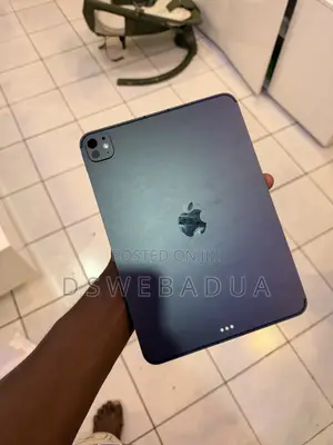 Apple iPad Pro 11 (2025) 256 GB Black