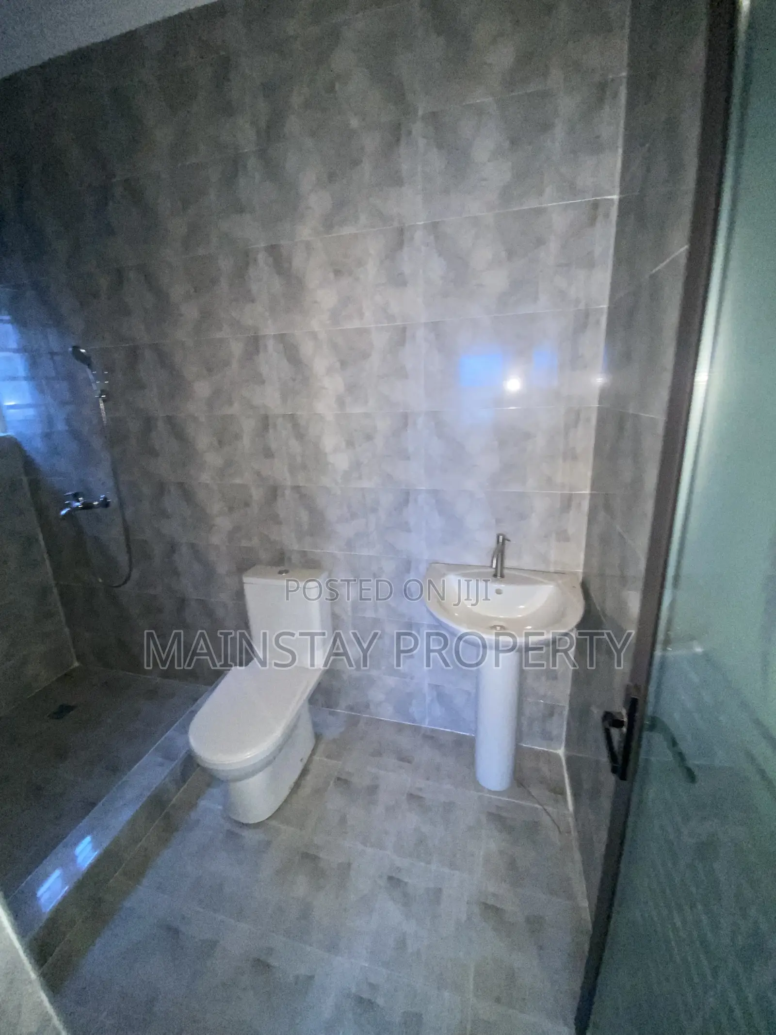 4bdrm House in Mainstay Estates, Teshie for sale