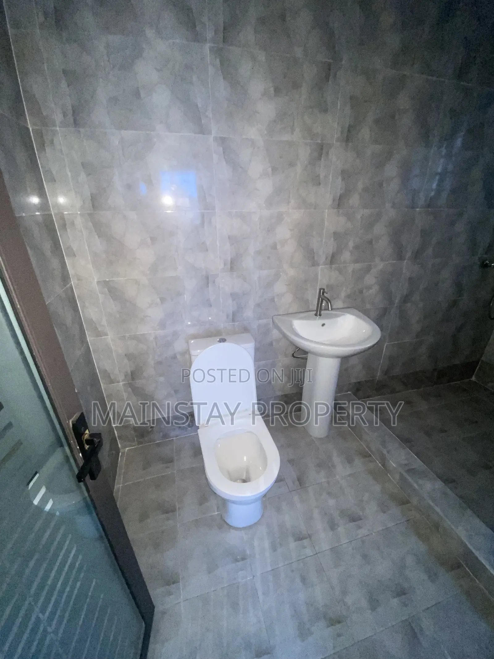 4bdrm House in Mainstay Estates, Teshie for sale