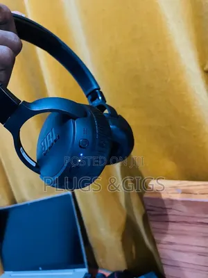 JBL Tune 670nc Noise Cancelling