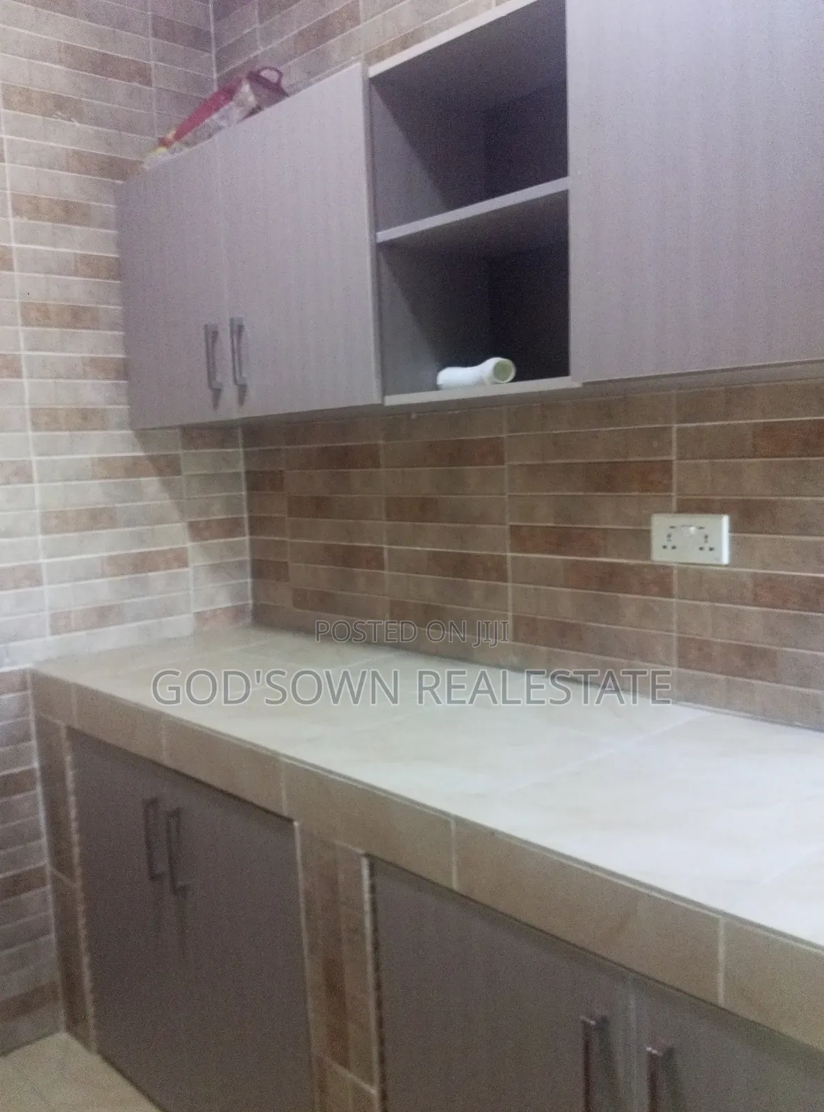 1bdrm Apartment in Adade, Kasoa for rent