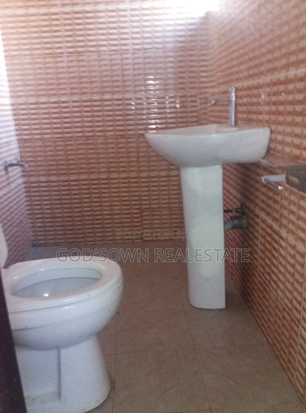 1bdrm Apartment in Adade, Kasoa for rent