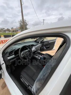 Honda Civic 2016 White
