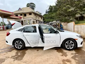 Honda Civic 2016 White