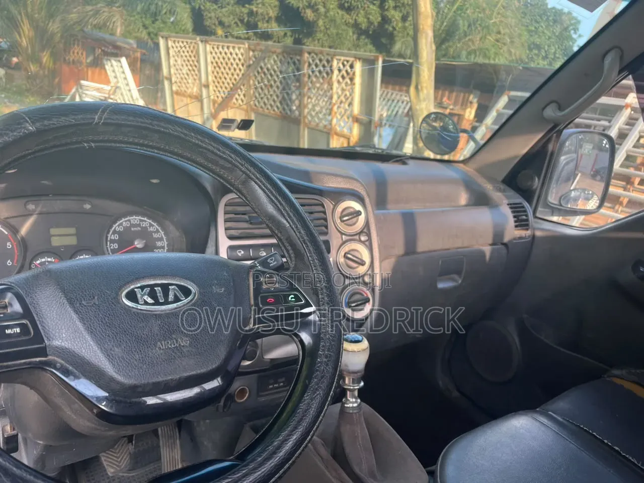 Kia Bongo 2014 Blue