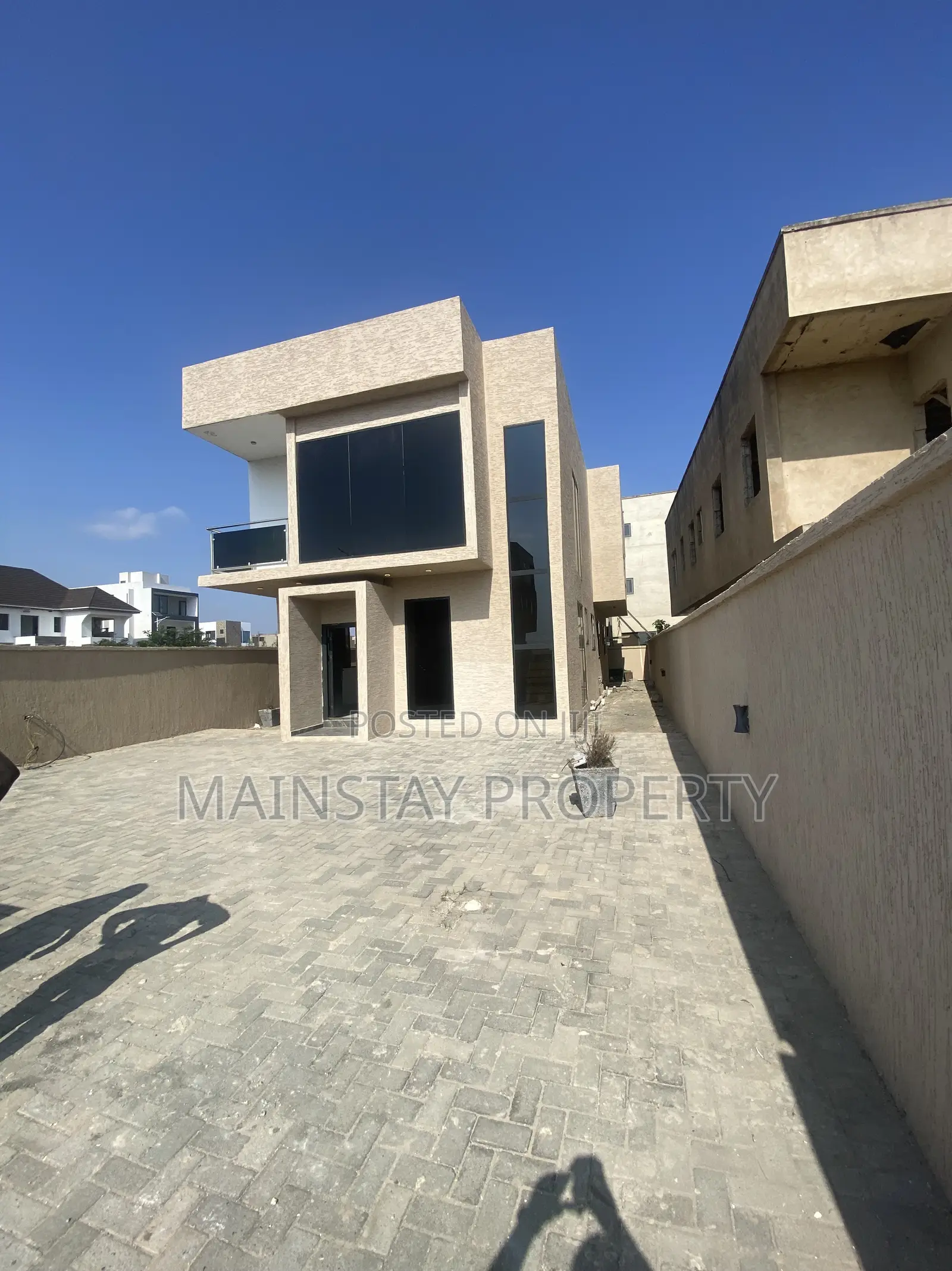 4bdrm House in Mainstay Estates, Tema Metropolitan for sale