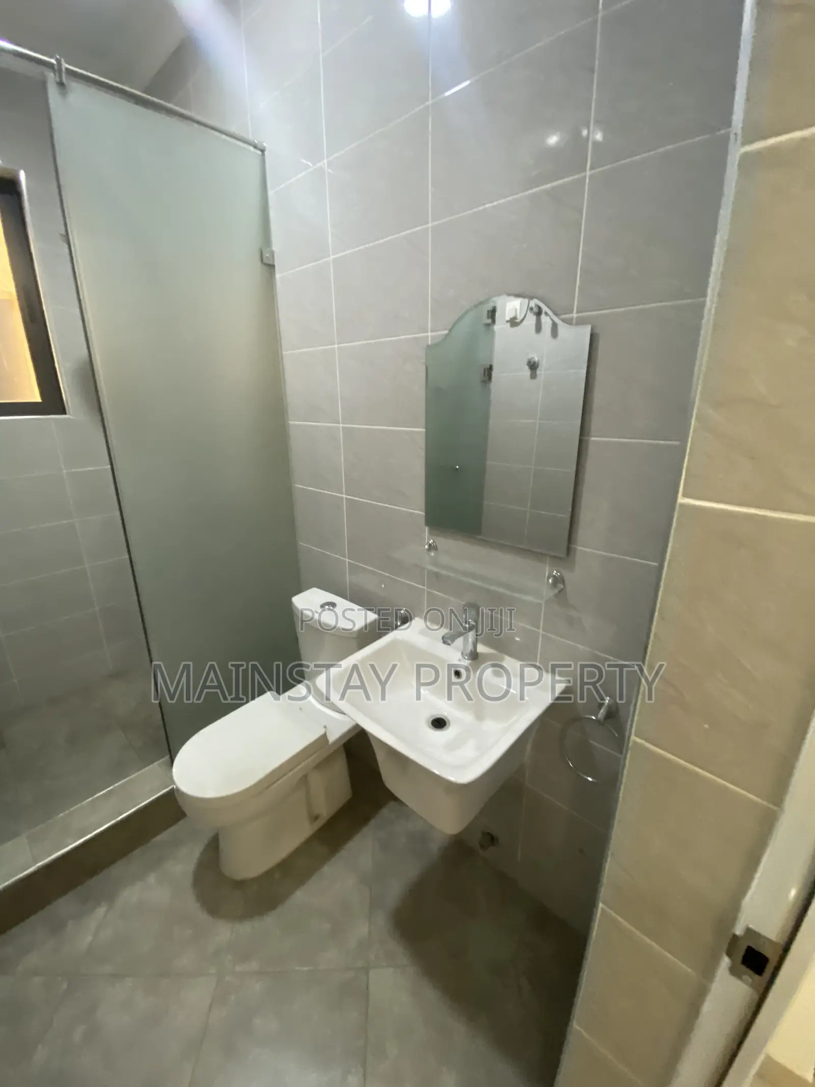 4bdrm House in Mainstay Estates, Tema Metropolitan for sale