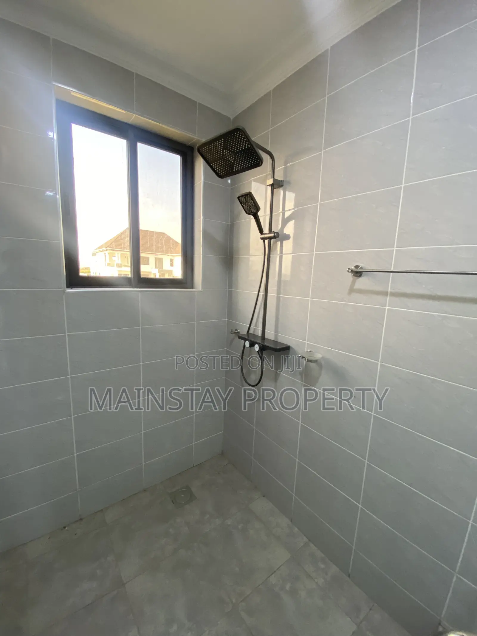 4bdrm House in Mainstay Estates, Tema Metropolitan for sale