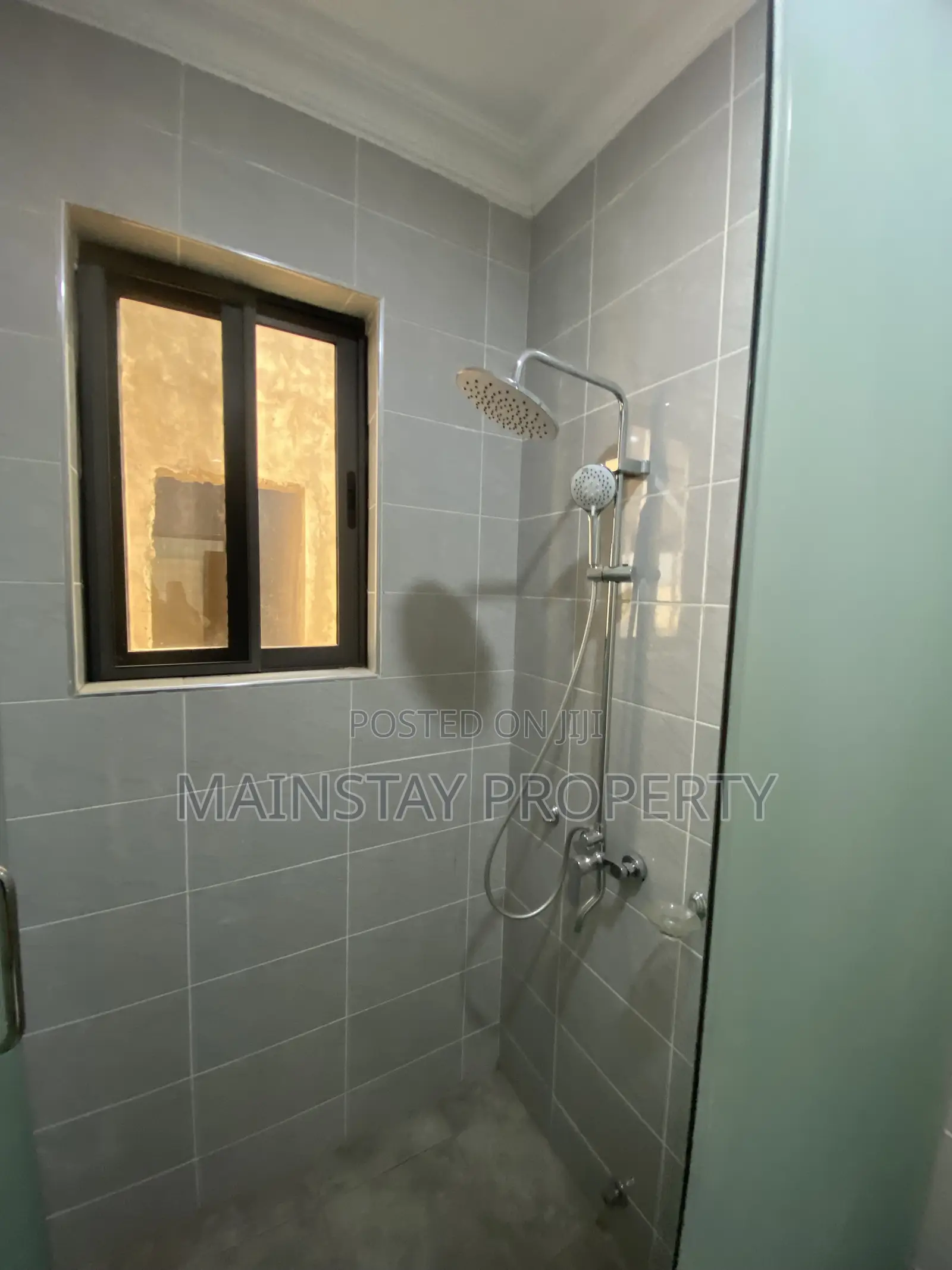 4bdrm House in Mainstay Estates, Tema Metropolitan for sale