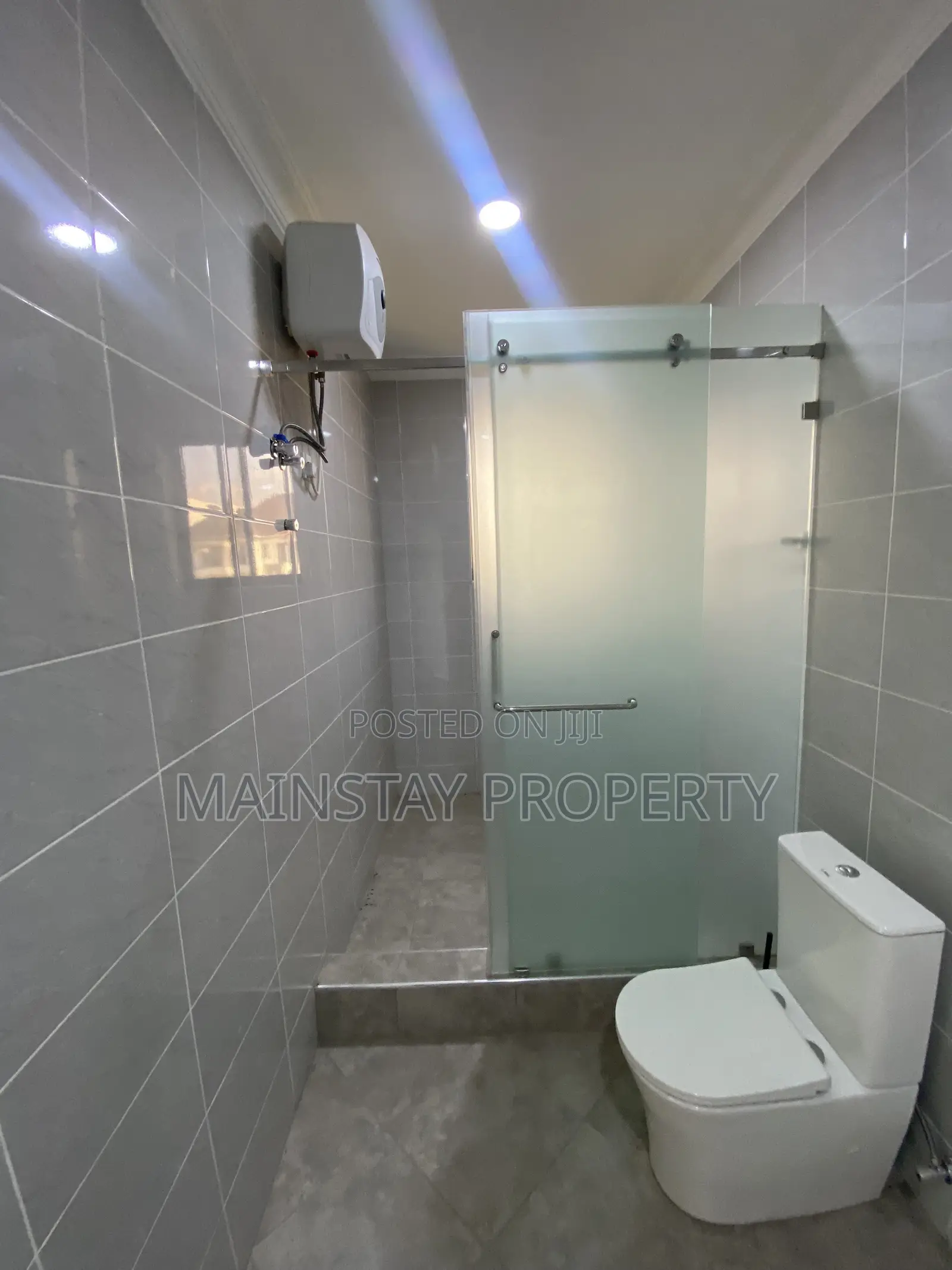 4bdrm House in Mainstay Estates, Tema Metropolitan for sale