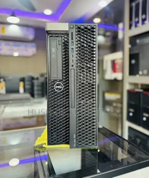 Desktop Computer Dell Precision 7820 32GB Intel Xeon SSD 2T