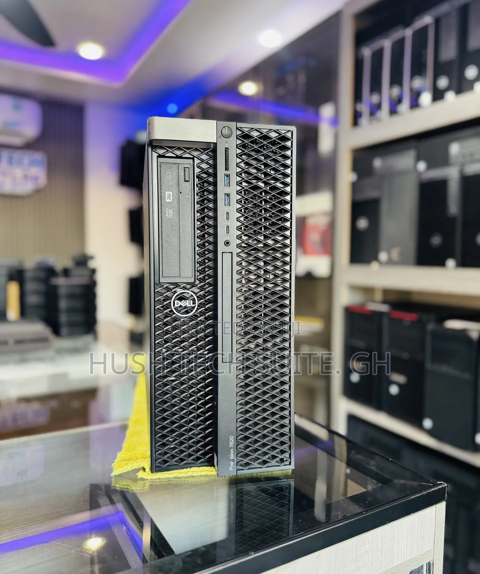 Desktop Computer Dell Precision 7820 32GB Intel Xeon SSD 2T