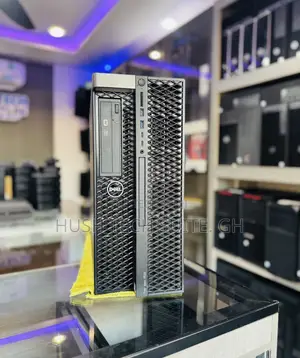 Desktop Computer Dell Precision 7820 32GB Intel Xeon SSD 2T