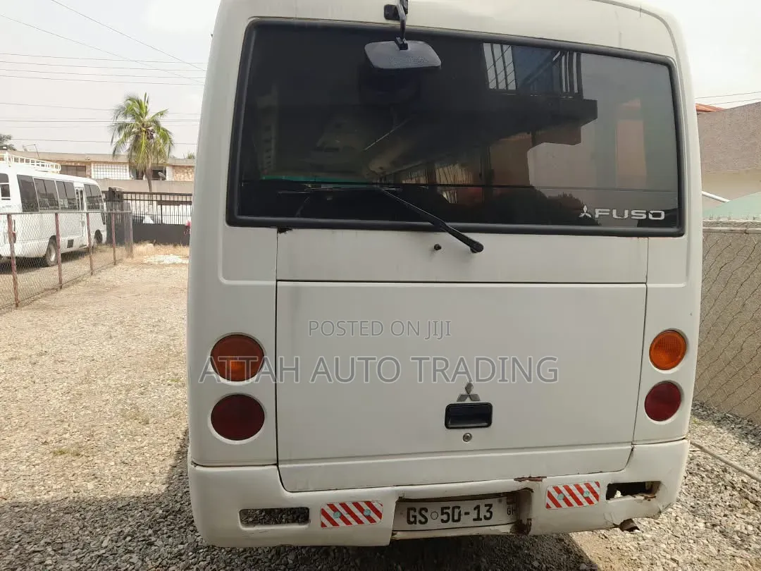 Mitsubishi Fuso Aero Bus 2013 White