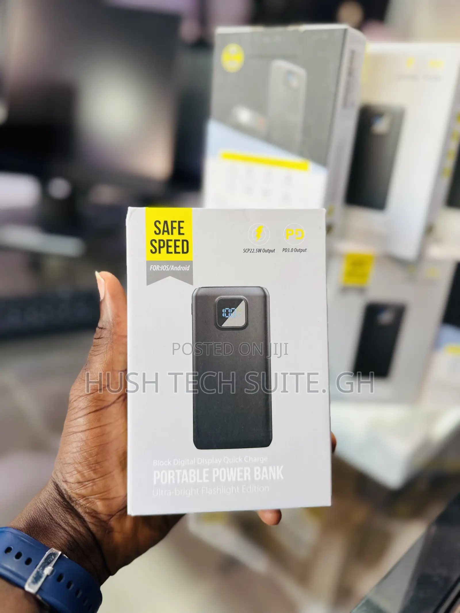 New Power Bank With Long Lasting Battery