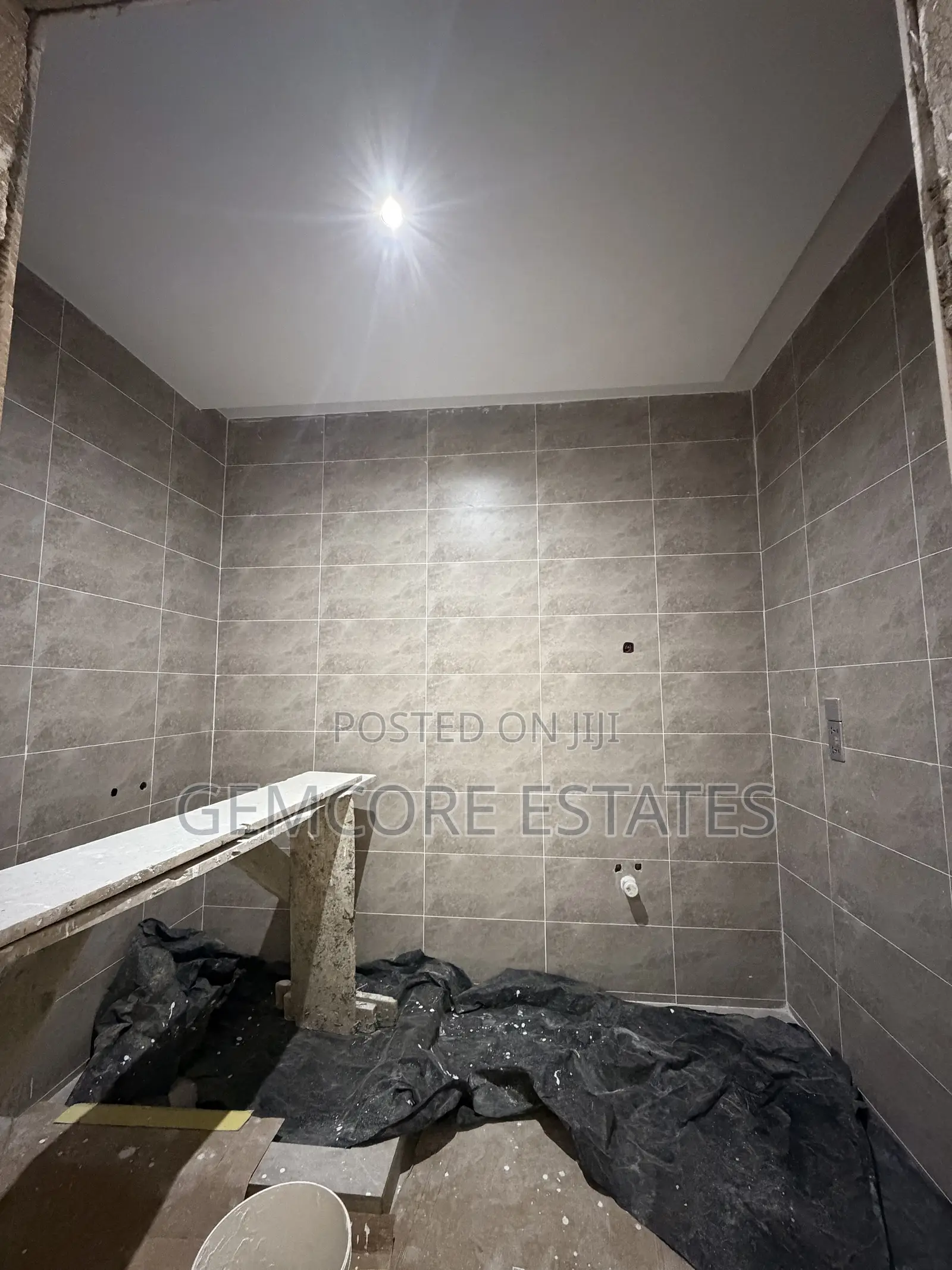 4bdrm House in School Junction, Ashaley Botwe for sale
