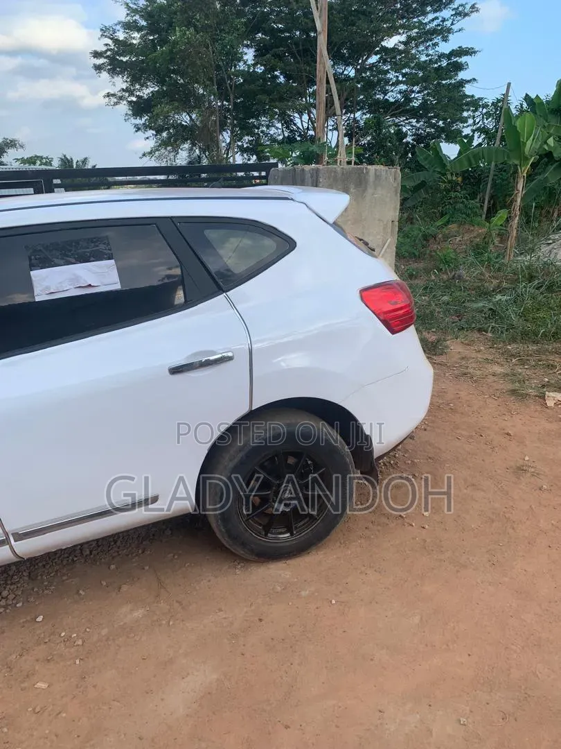 Nissan Rogue 2013 White