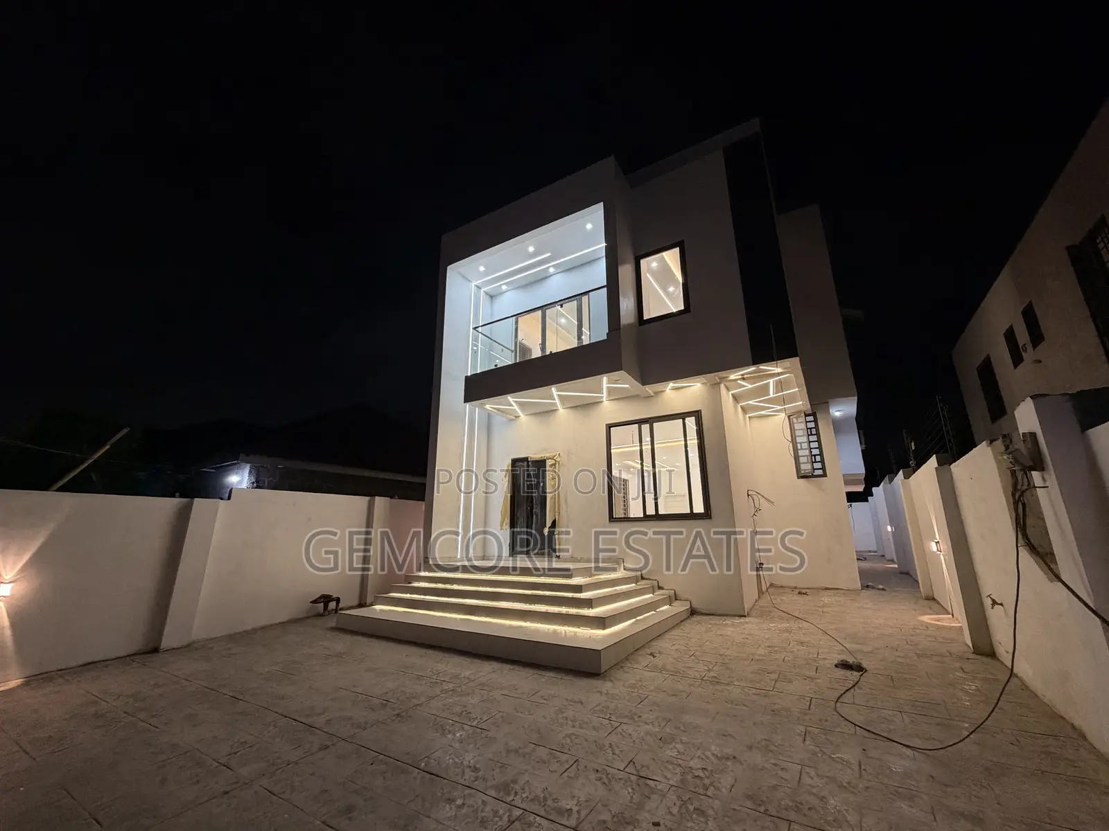 4bdrm House in East Legon Hills, Ashaley Botwe for sale
