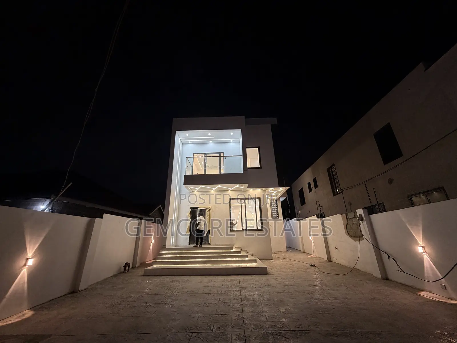 4bdrm House in East Legon Hills, Ashaley Botwe for sale
