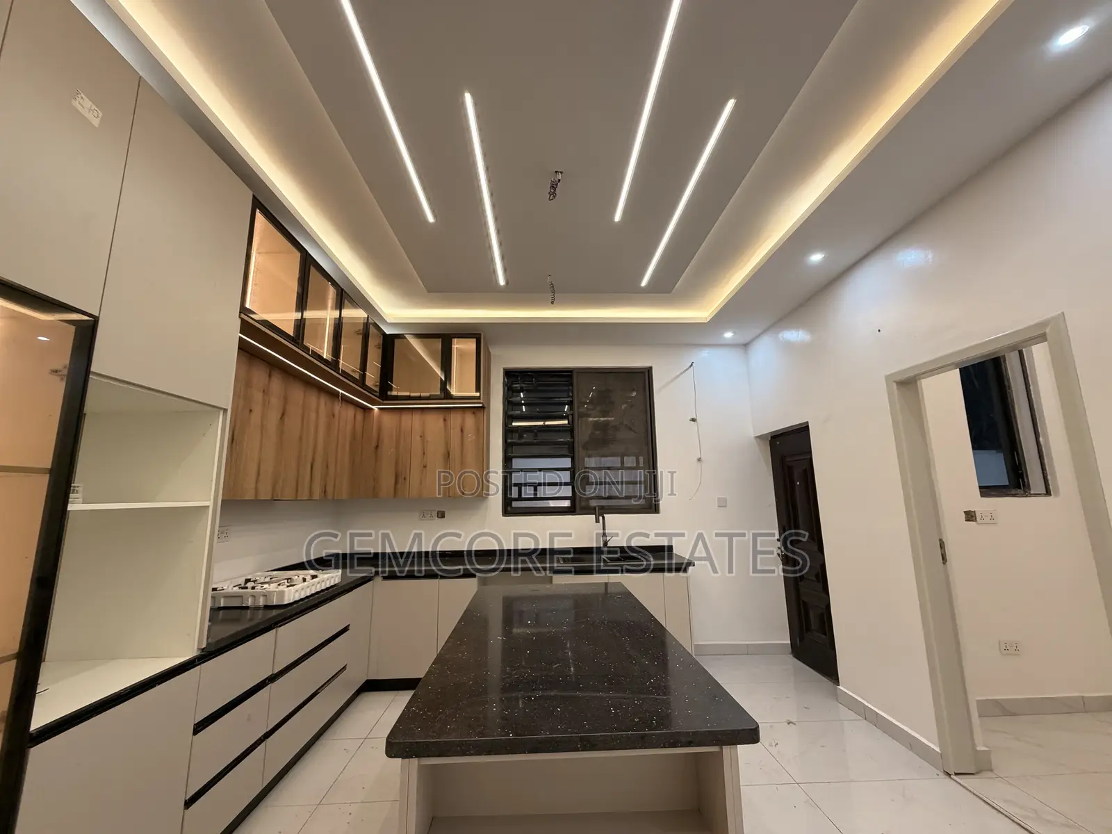 4bdrm House in East Legon Hills, Ashaley Botwe for sale