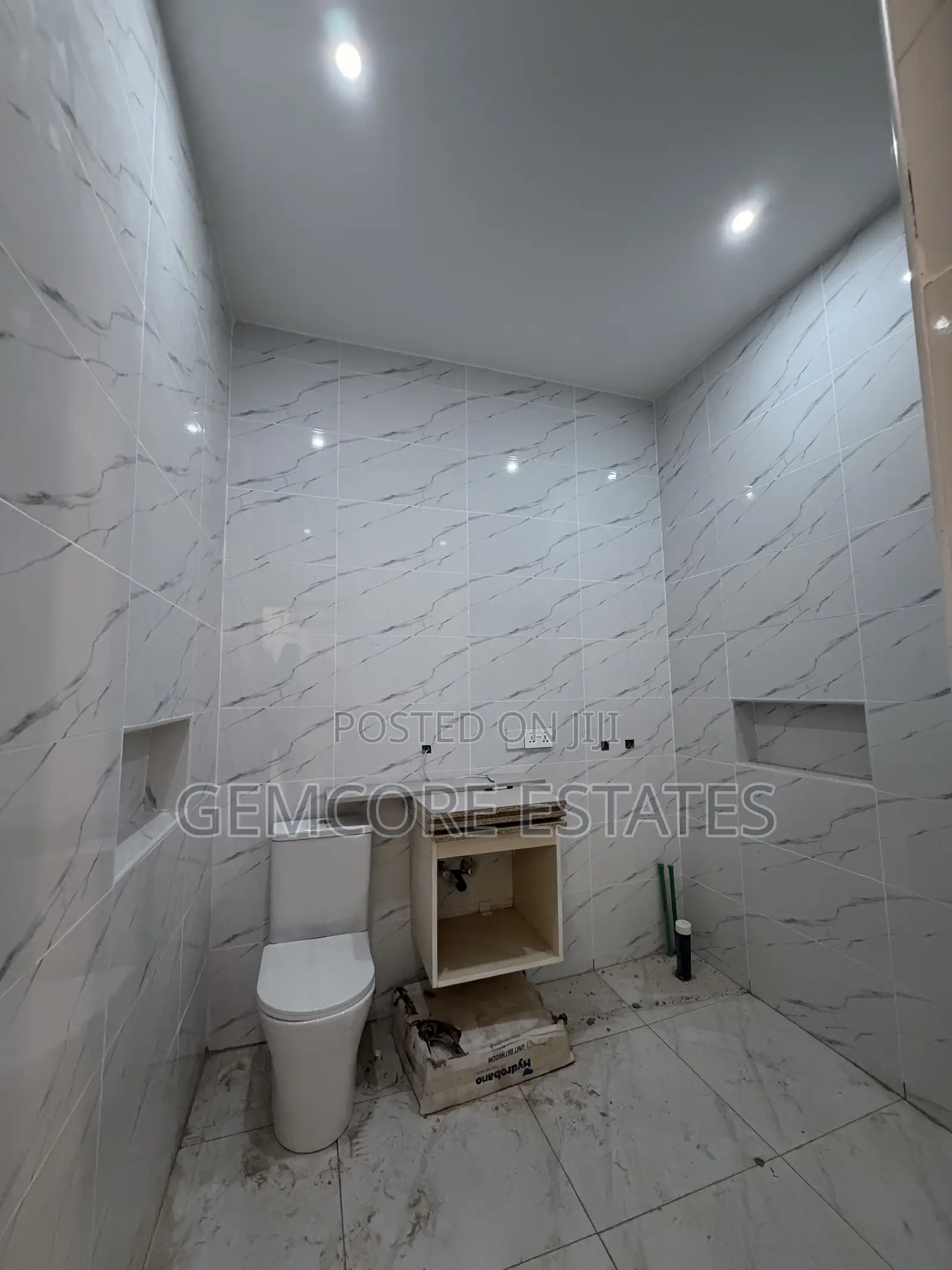 4bdrm House in East Legon Hills, Ashaley Botwe for sale
