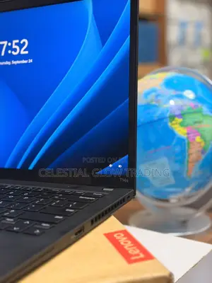 Laptop Lenovo ThinkPad T14 32GB AMD Ryzen 7 SSD 1T