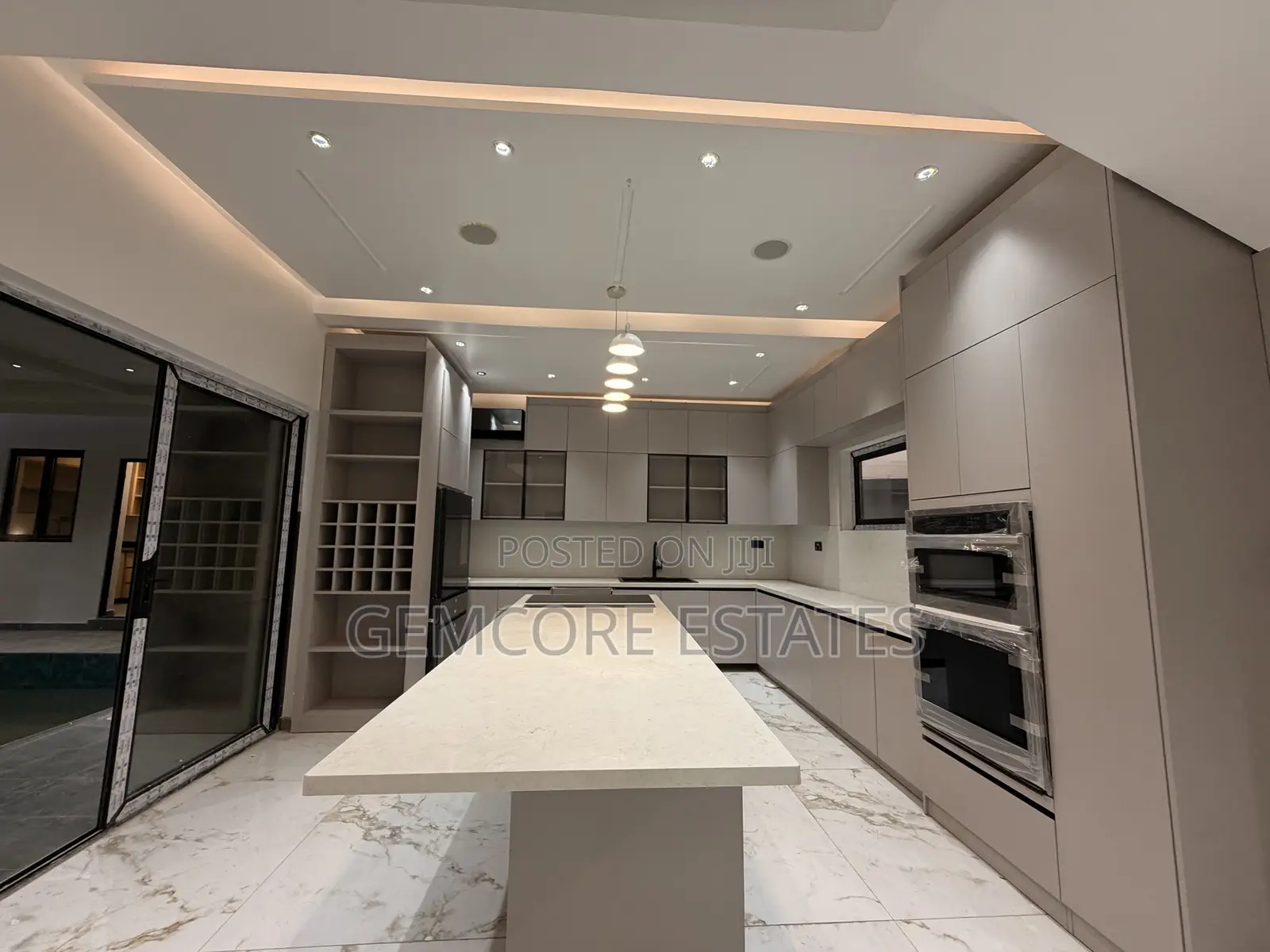4bdrm House in East Legon, Adjiriganor for sale