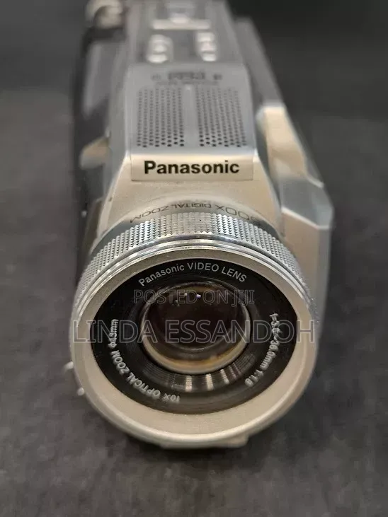 2-in-1 Panasonic Camcorder HD Pro Camers