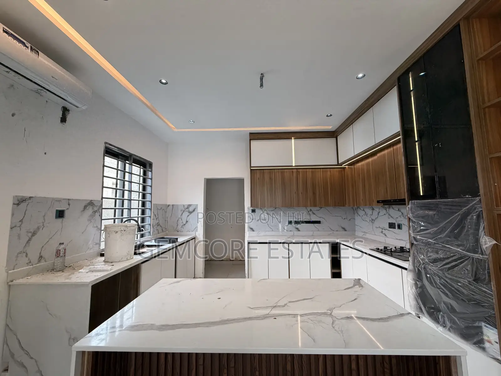 3bdrm House in Lakeside for sale
