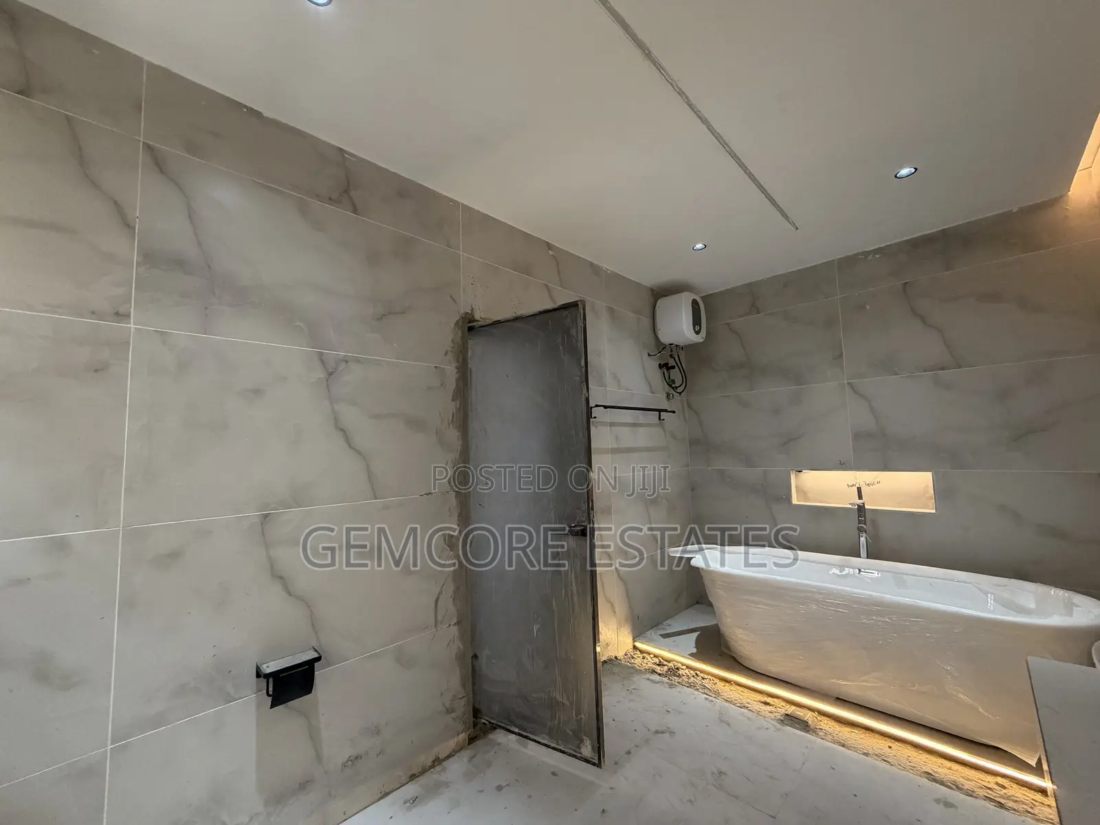 3bdrm House in Lakeside for sale