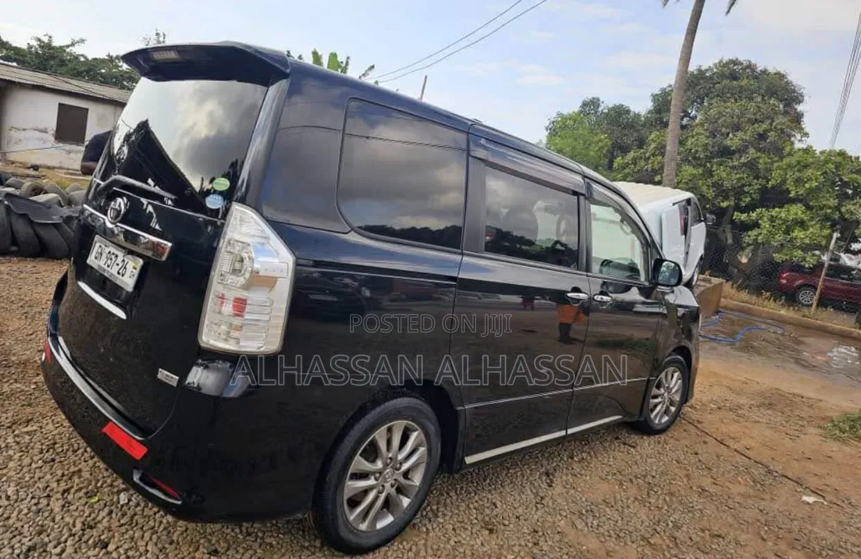 Toyota Coaster 2011 Black