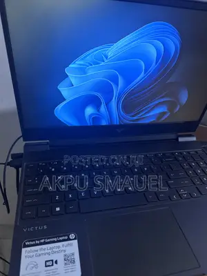 Laptop HP Victus 15 16GB AMD Ryzen 5 SSD 512GB