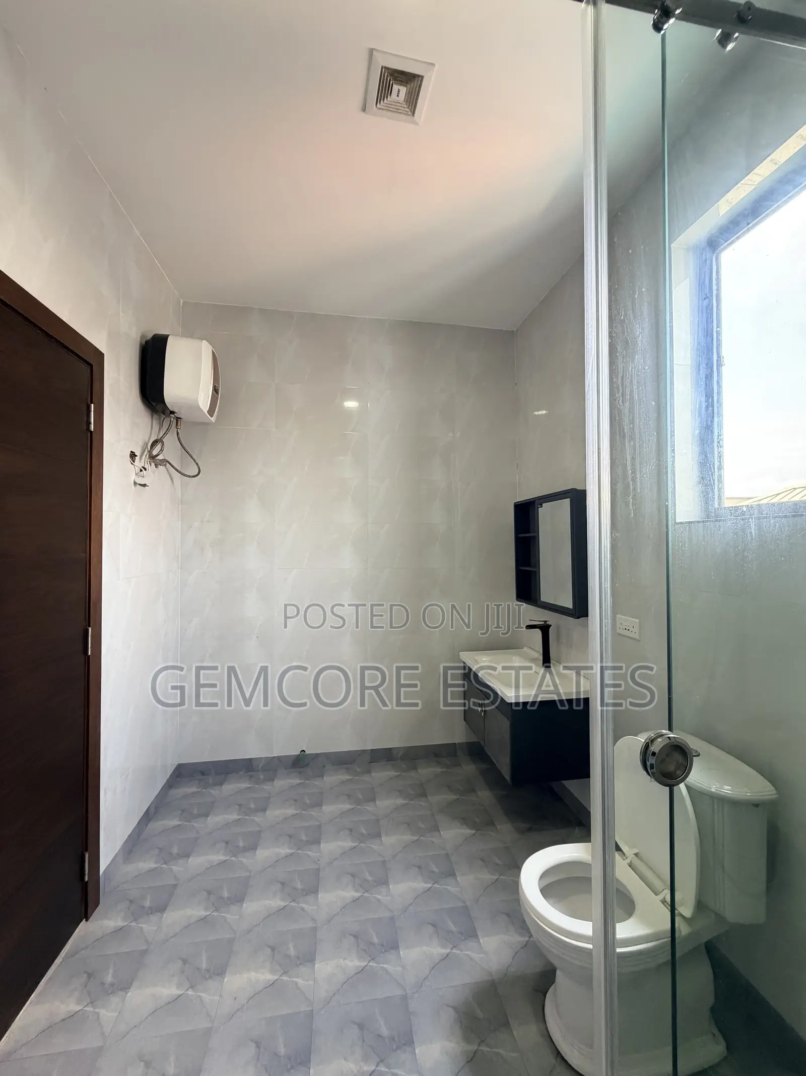 4bdrm House in East Legon for sale