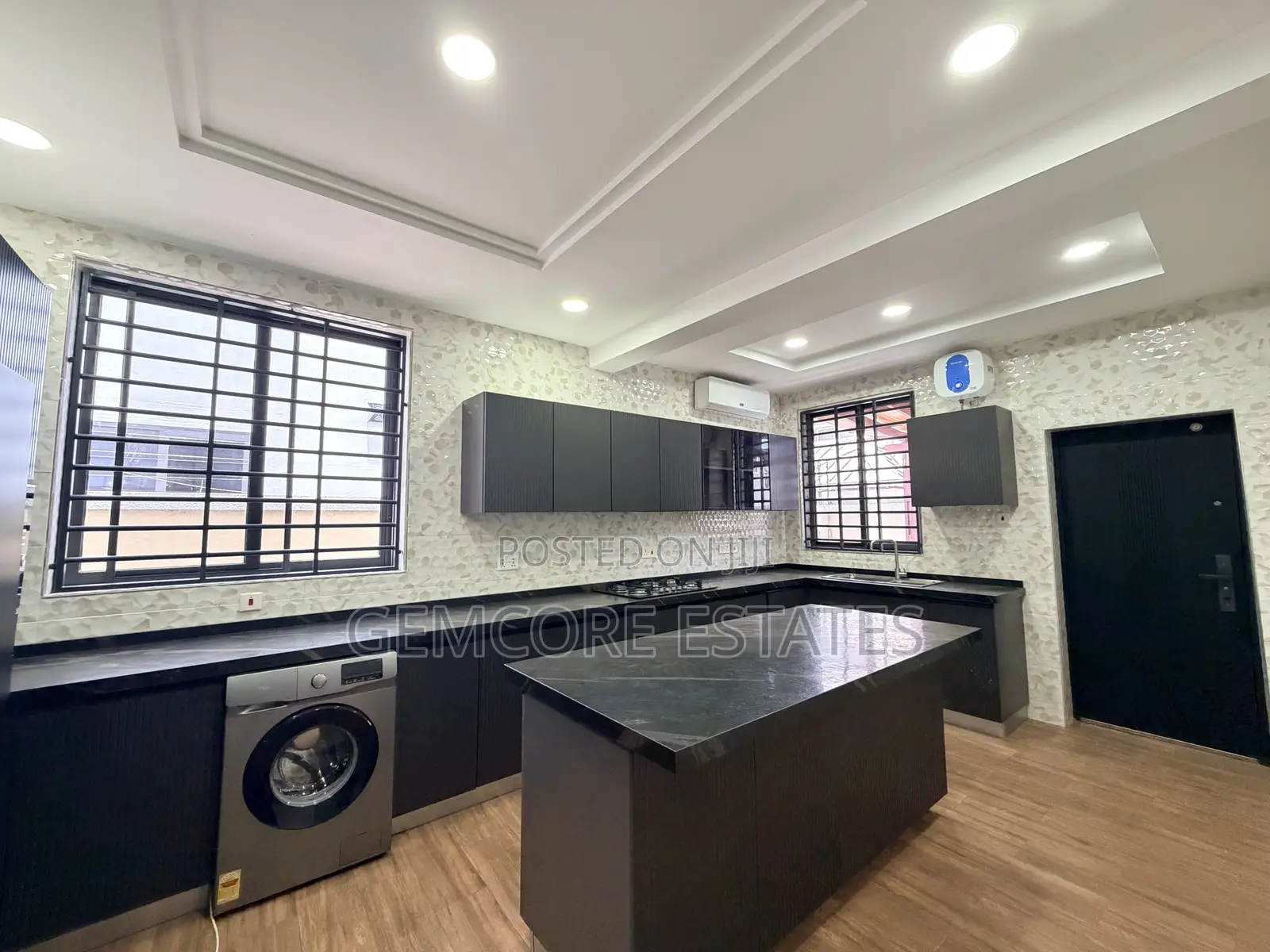 4bdrm House in East Legon for sale