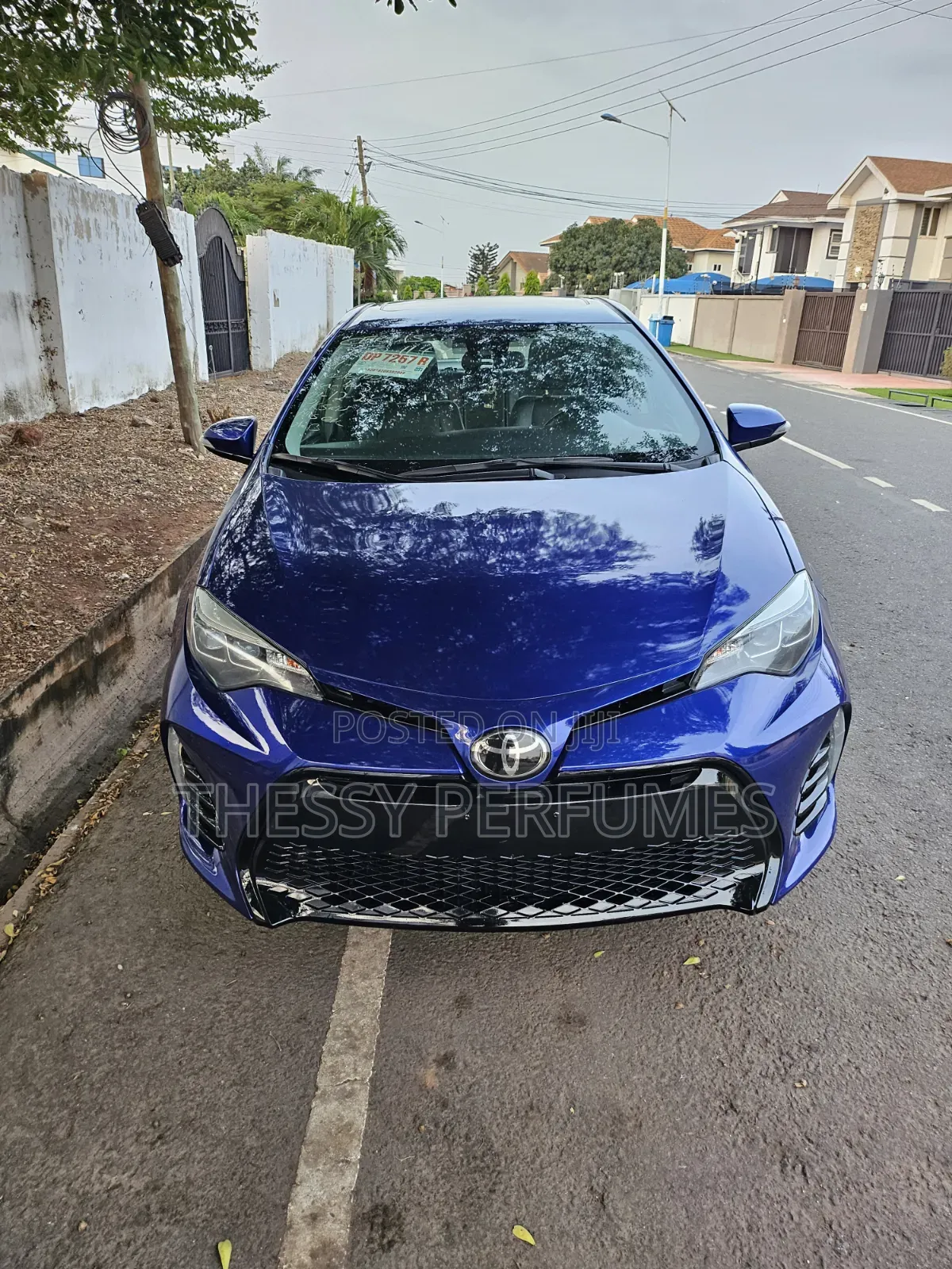 Toyota Corolla SE (1.8L 4cyl 2A) 2019 Blue