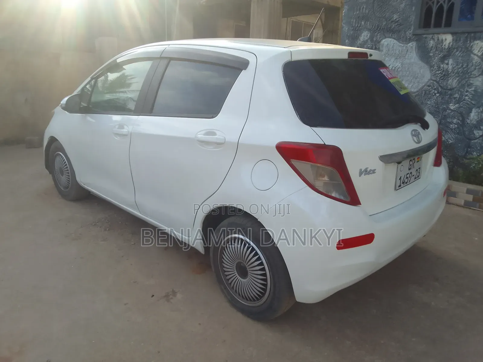 Toyota Vitz 2012 White