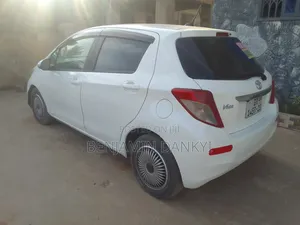 Toyota Vitz 2012 White