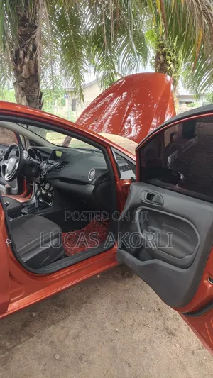 Ford Fiesta 2020 Maroon