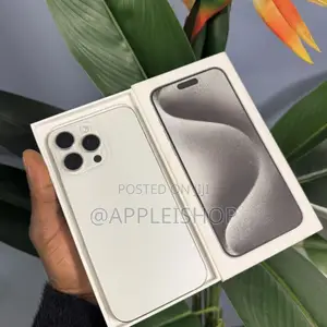 Apple iPhone 15 Pro Max 256 GB White