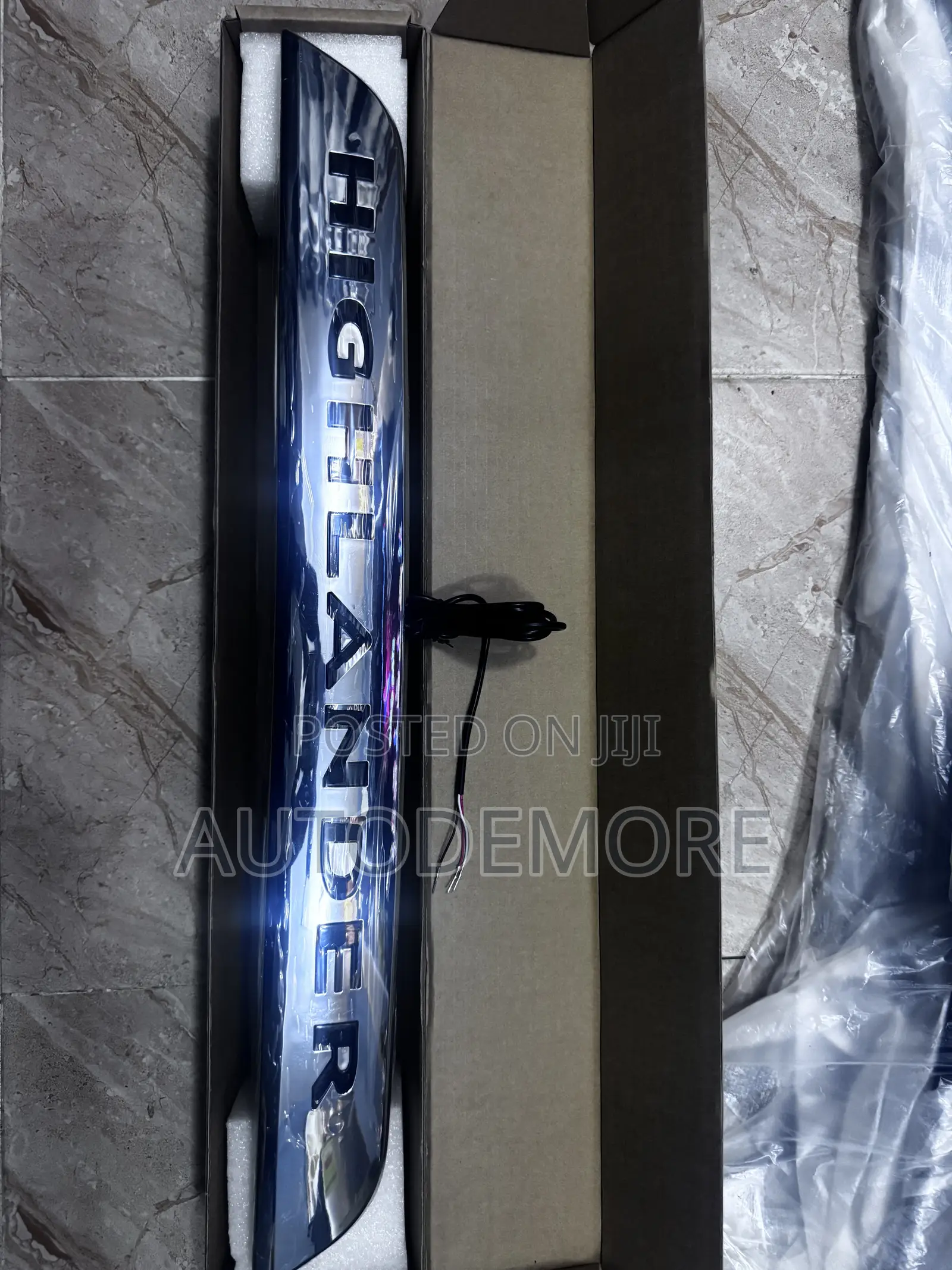 Toyota Highlander 2008-2013 Truck Tailgate Molding Led Type