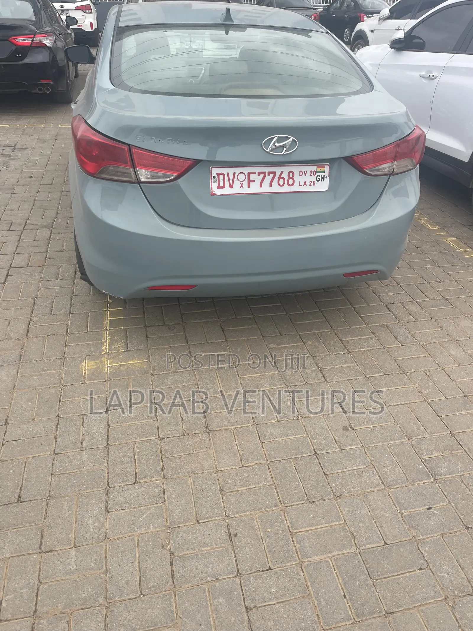Hyundai Elantra 2012