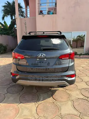 Hyundai Santa Fe SE FWD 2018 Gray