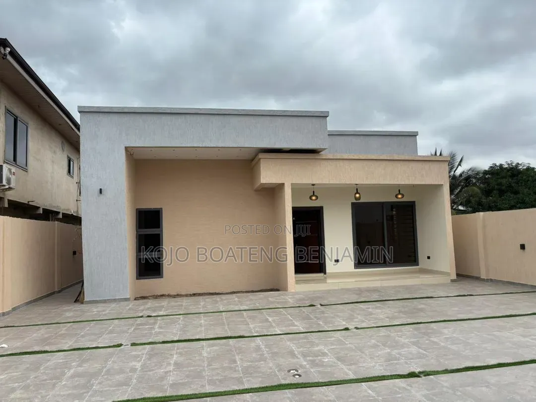 3bdrm House in Little Roses Area for sale