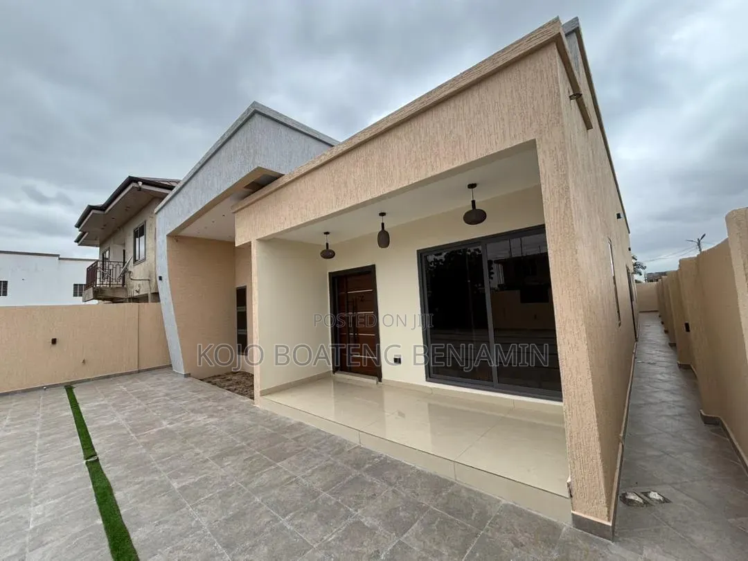 3bdrm House in Little Roses Area for sale