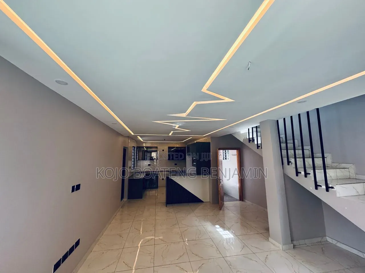 3bdrm House in Lake Side Estate for rent